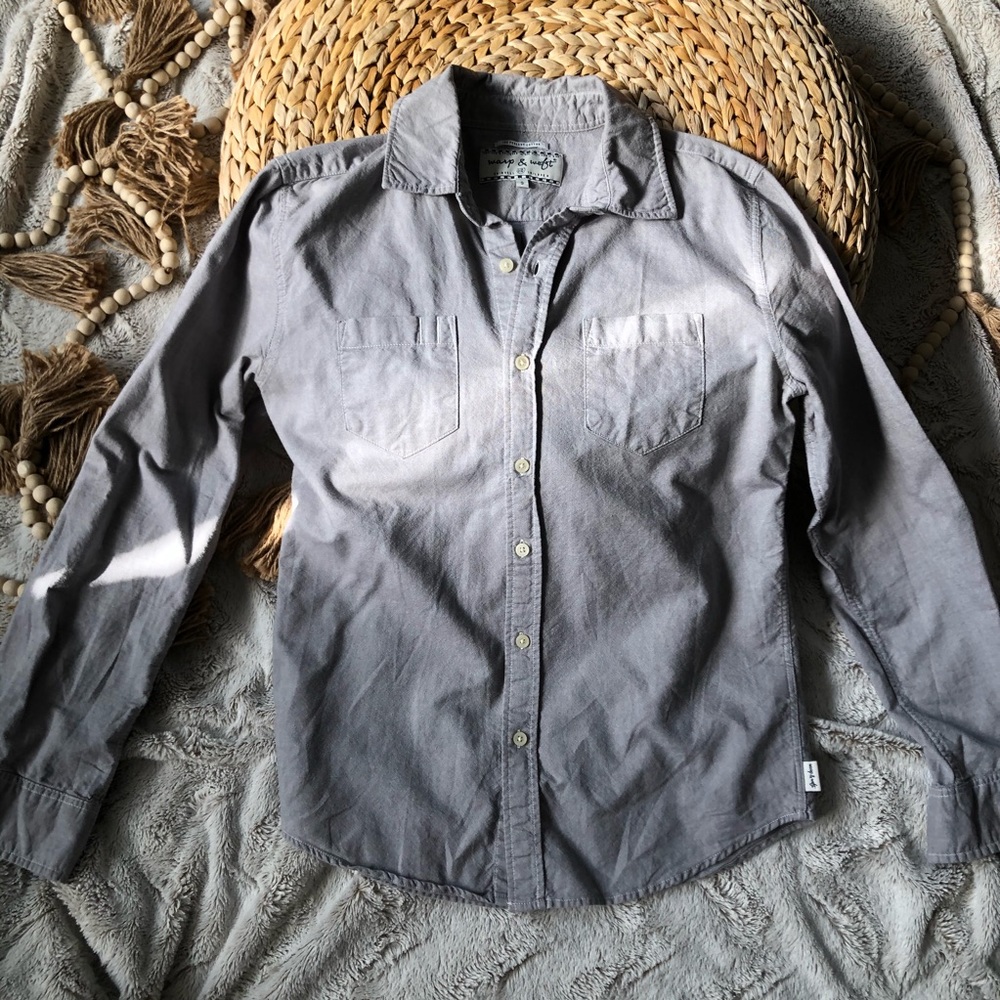 2 for $20 🏷️ Beautifully Detailed Men’s Button Down Shirt